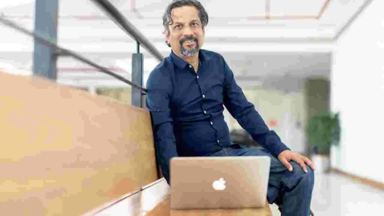 Sridhar Vembu: భారత్‌‌కు తిరిగి రండి.. భయపడొద్దు.. ఎన్నారైలకు జోహో ఫౌండర్ పిలుపు