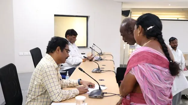 ‘ప్రజావాణి’కి 120 దరఖాస్తులు..