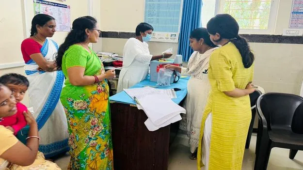 వ్యాధి నిరోధక టీకా కేంద్రం తనిఖీ