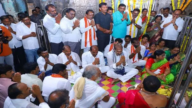 రాజన్న, భీమన్న ఆశీస్సులతో లోకకల్యాణం..