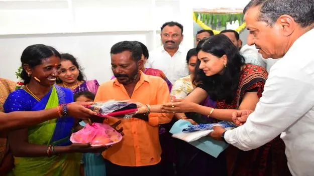 వేగంగా ఇందిరమ్మ ఇళ్ల నిర్మాణాలు