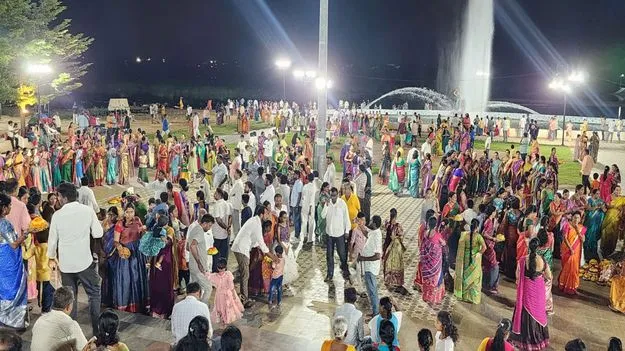 ఊరురా పూలజాతర..