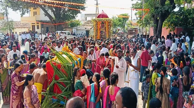 రమణీయం.. వేణుగోపాలస్వామి రథోత్సవం