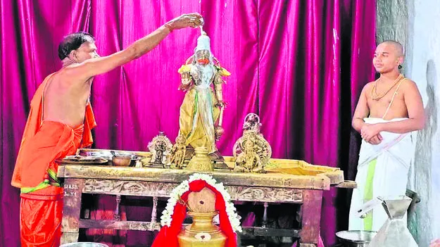 కసాపురంలో మన్యుసూక్త హోమం