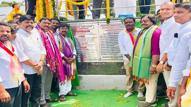 జ్యోతిబా ఫూలే ఆశయాల సాధనకు కృషి