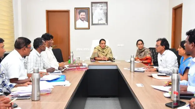 అక్షరాస్యతపై అవగాహన కల్పించాలి