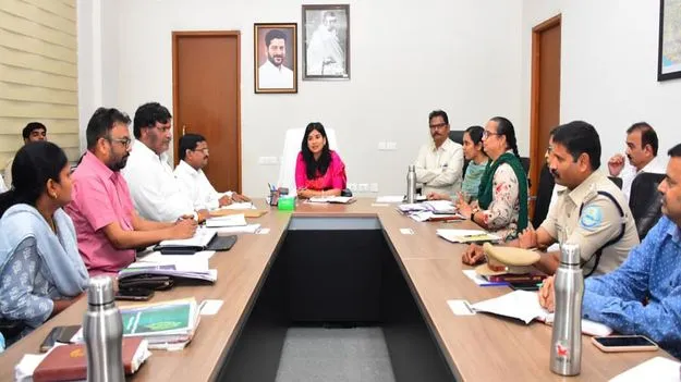 జిల్లాను అన్ని రంగాల్లో ప్రథమ స్థానంలో నిలపాలి