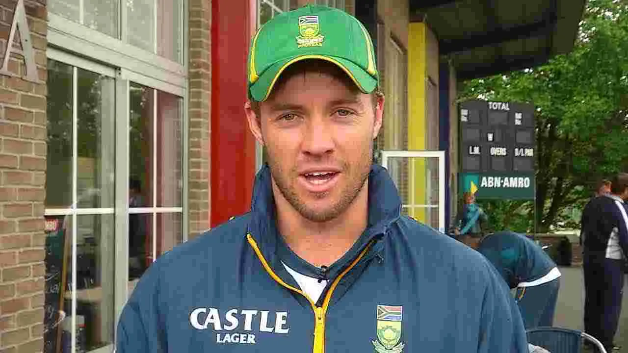 AB De Villiers: బొద్దింకల్లా  రోహిత్, కోహ్లీల నాశనం కోరుకున్నారు: డివిలియర్స్