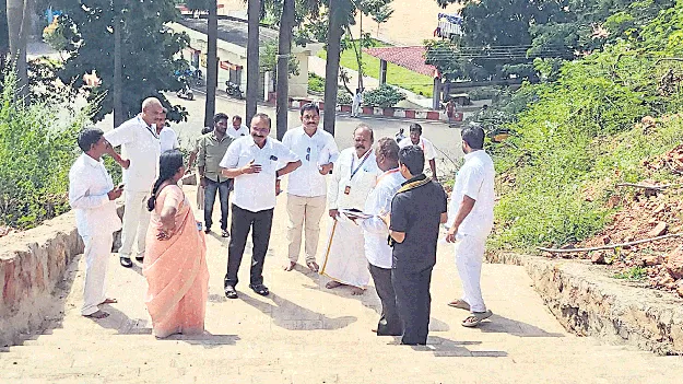 ఎందుకింత నిర్లక్ష్యం