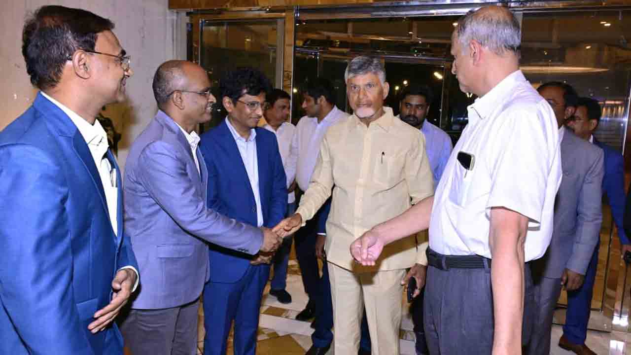 Historic Telugu Diaspora: సీఎం చంద్రబాబు దుబాయ్ పర్యటన.. తెలుగు ప్రవాసీయులతో ఆత్మీయ సమ్మేళనం..