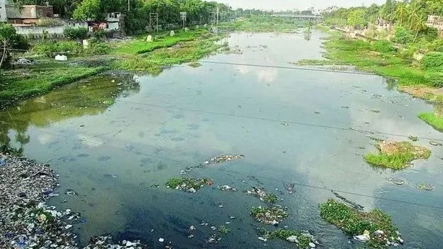 Moosi River: మూసీ వెంట ట్రంకులైన్లు..