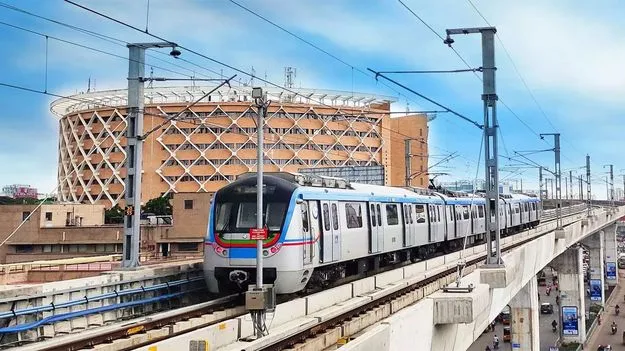 Hyderabad Metro Rail: కొత్త రైళ్లు ఇప్పట్లో లేనట్లే...