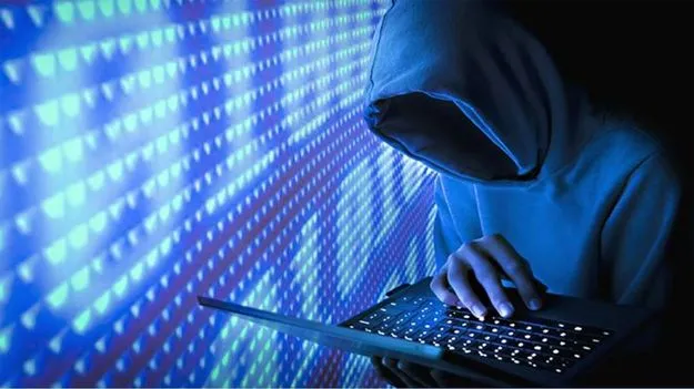 Cyber Criminals: బ్యాంక్‌ ఖాతాలే కీలకం.. సైబర్‌ నేరగాళ్ల దృష్టి వాటిపైనే