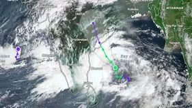 Cyclone Montha Konaseema: ఆ జిల్లా ప్రజలను వణికిస్తోన్న తుపాను హెచ్చరికలు