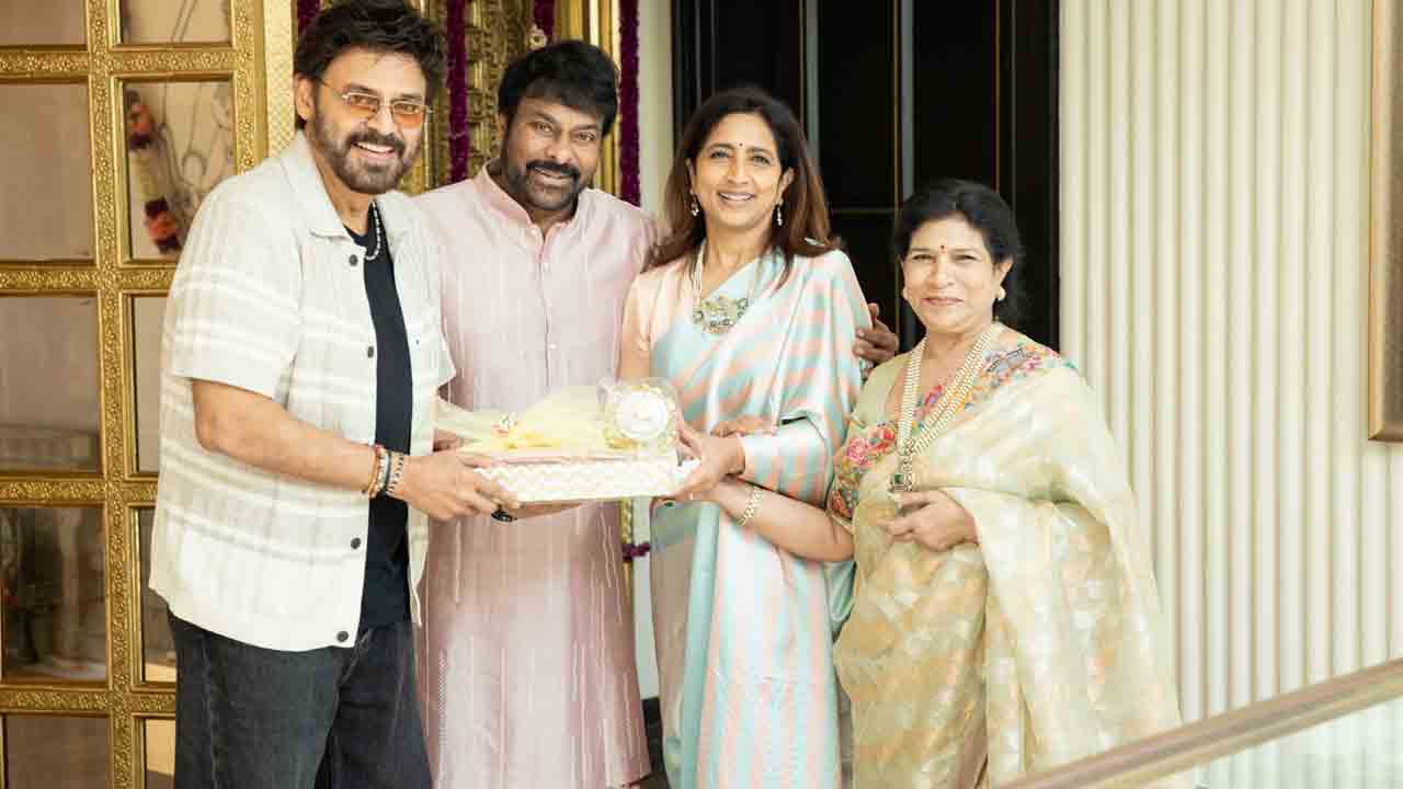 Diwali Celebrations: దేశ వ్యాప్తంగా దీపావళి సంబరాలు..