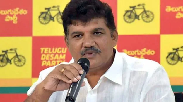 Dhulipalla Criticized Jagan: ఆపద కాలంలో జగన్ వ్యాఖ్యలు అర్థరహితం..