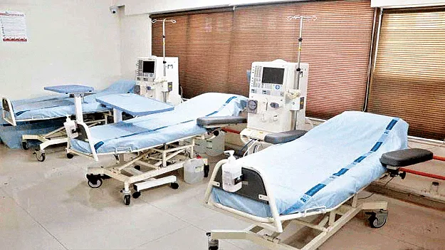 Dialysis center at S. Kota Hospital   ఎస్‌.కోట ఆసుపత్రిలో డయాలసిస్‌ కేంద్రం