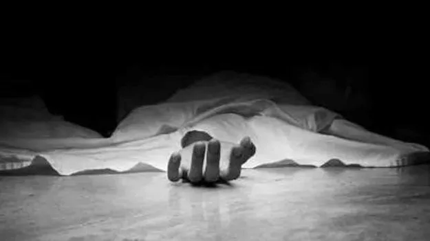 10th Class Student: దారుణం.. మద్యం తాగి స్కూల్‌కు వెళ్లిన విద్యార్థి.. చివరకు..