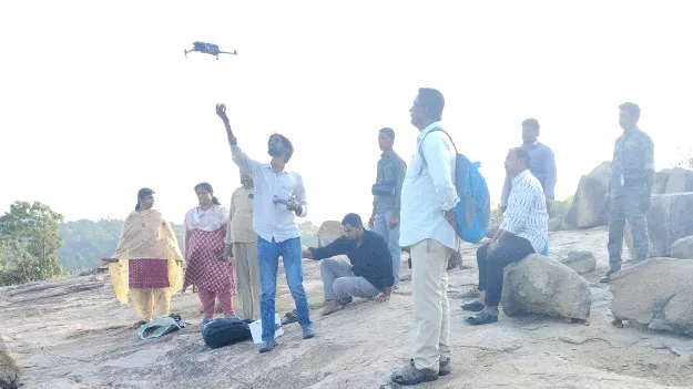 ఏనుగుల జాడ కోసం.....