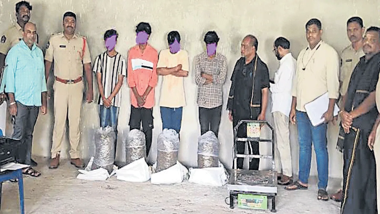 దురలవాట్లకు లోనై... 