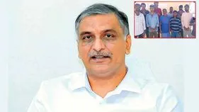 Harish Rao Gulf Workers: 12 మంది గల్ఫ్ కార్మికులను వెనక్కి రప్పించాల్సిందే.. హరీష్ డిమాండ్