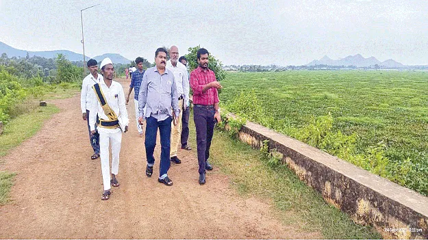   Boat Rides బోటు షికారుకు చర్యలు