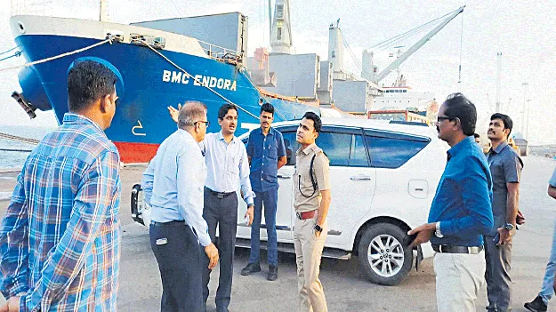 ఏం సమాచారమొచ్చిందో..!