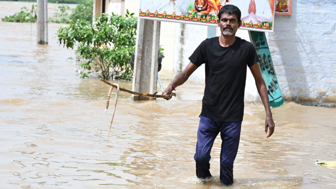 Munneru Floods: మొంథా తుపాను ఎఫెక్ట్.. మున్నేరుకు వరద ఉధృతి