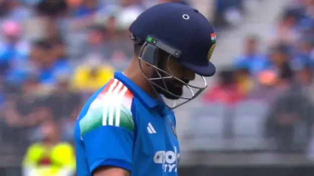 Ind vs Aus 1st ODI: కీలక వికెట్లు కోల్పోయిన టీమిండియా.. మ్యాచ్ 49 ఓవర్లకు కుదింపు..