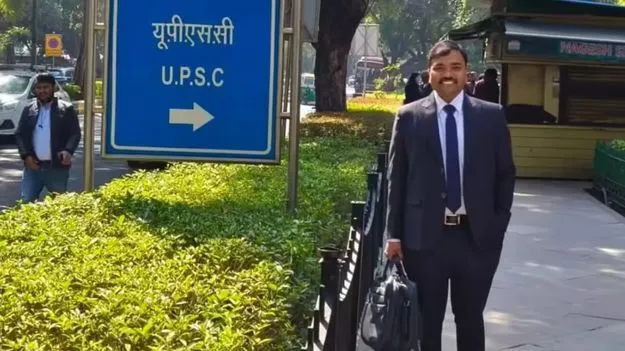 UPSC Struggles: జీవితం అంటే ఇదే.. 12 సార్లు సివిల్స్ పరీక్షకు ప్రయత్నించి.. 