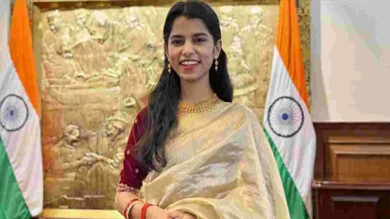 Bihar Elections: బీజేపీ రెండో జాబితా.. అలీనగర్ నుంచి సింగర్ మైథిలీ ఠాకూర్