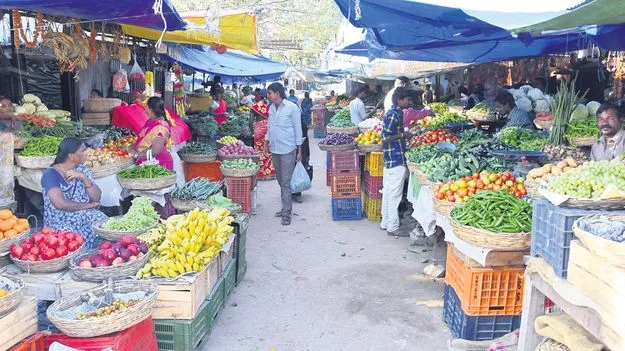 ట్రేడ్‌ లైసెన్సలపై వ్యాపారుల నిరాసక్తత