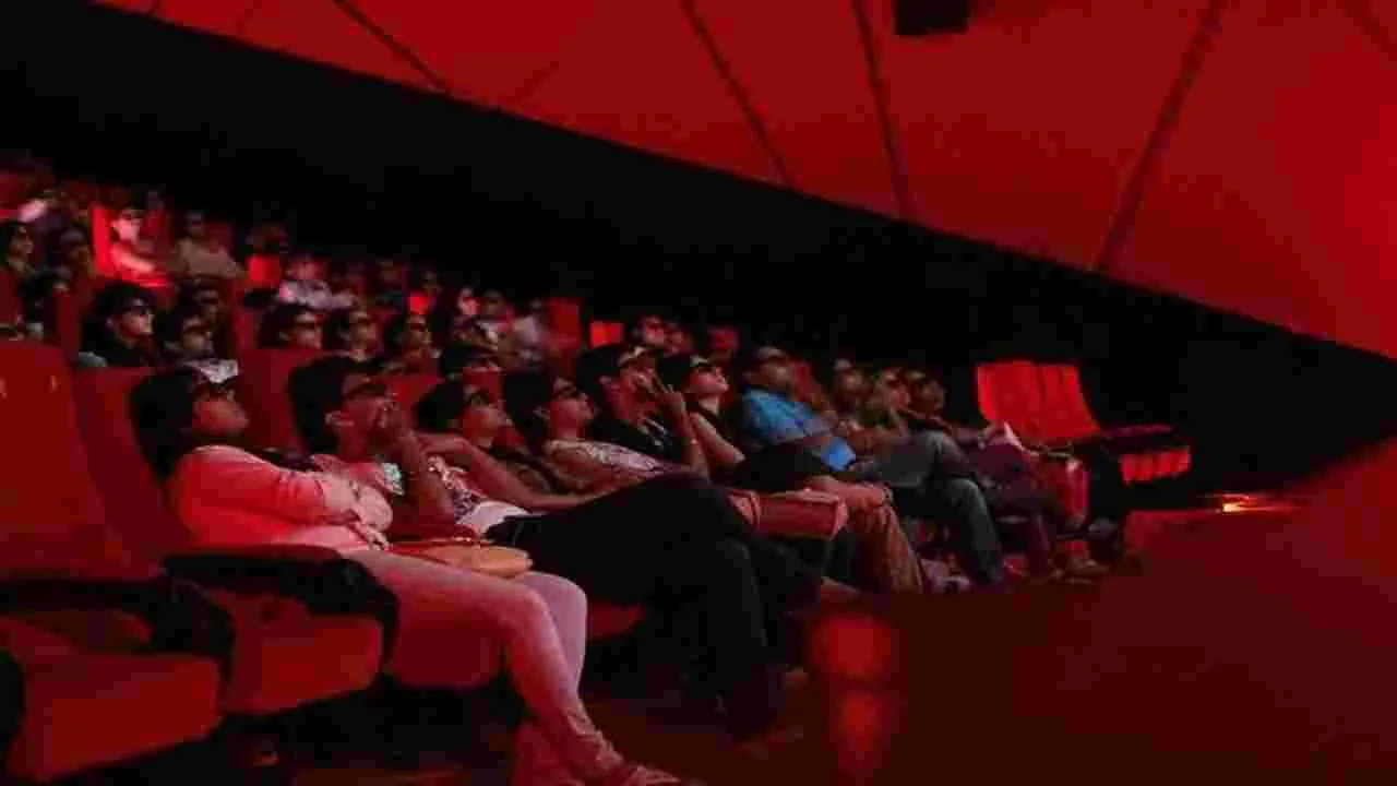 Minors Ticket Controversy: థియేటర్‌లో మైనర్ కాంట్రవర్సీ..టిక్కెట్ల ఇష్యూపై ప్రేక్షకుల ఫైర్