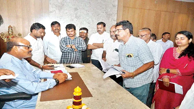 పేదల సొంతిల్లు కల నెరవేరుస్తాం