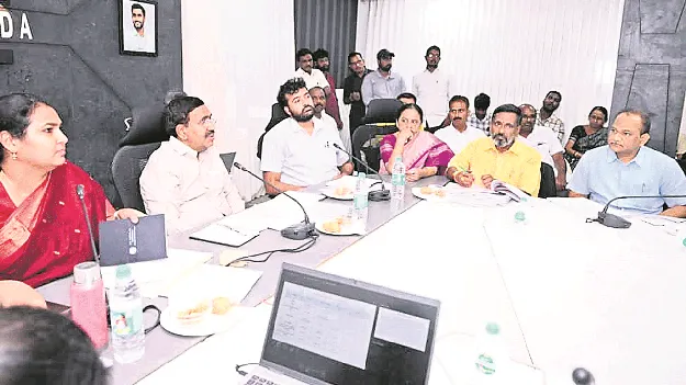 డ్రైన్లు, తాగునీటి కోసం రూ.80కోట్లు