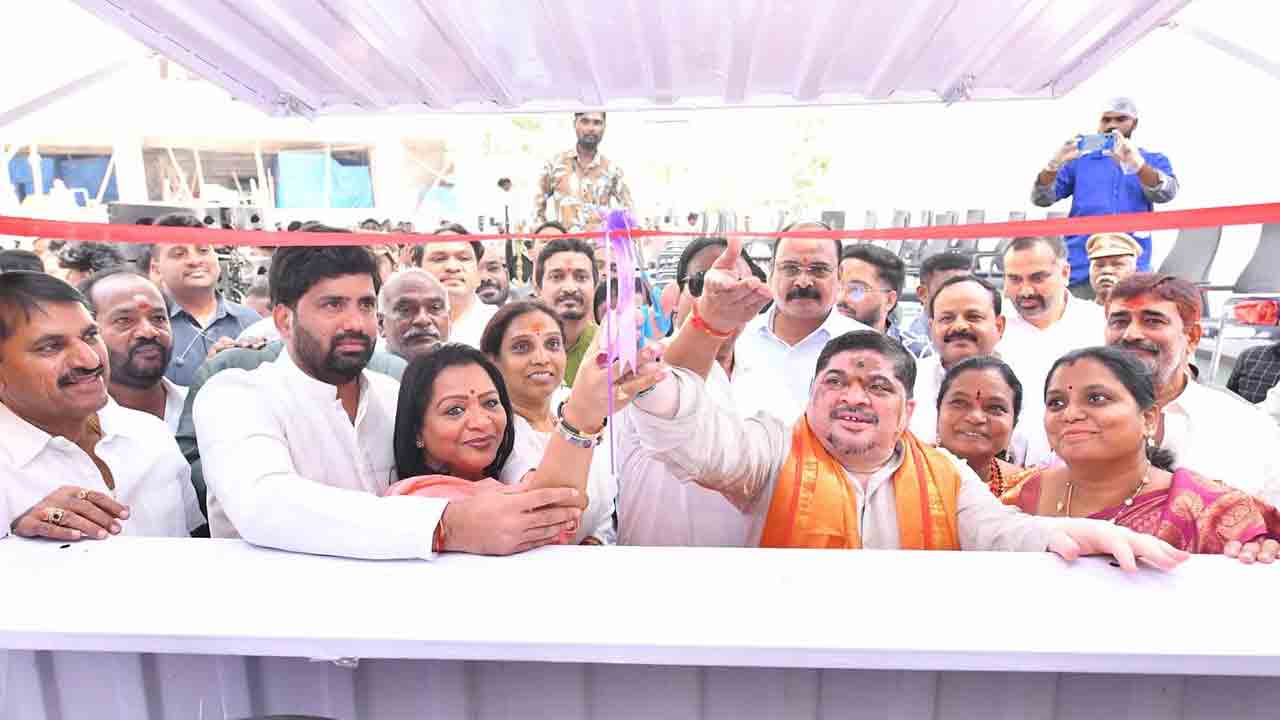  Indiramma Canteens: హైదరాబాద్‌లో ఇందిరమ్మ బ్రేక్‌ఫాస్ట్ క్యాంటీన్‌ల ప్రారంభం