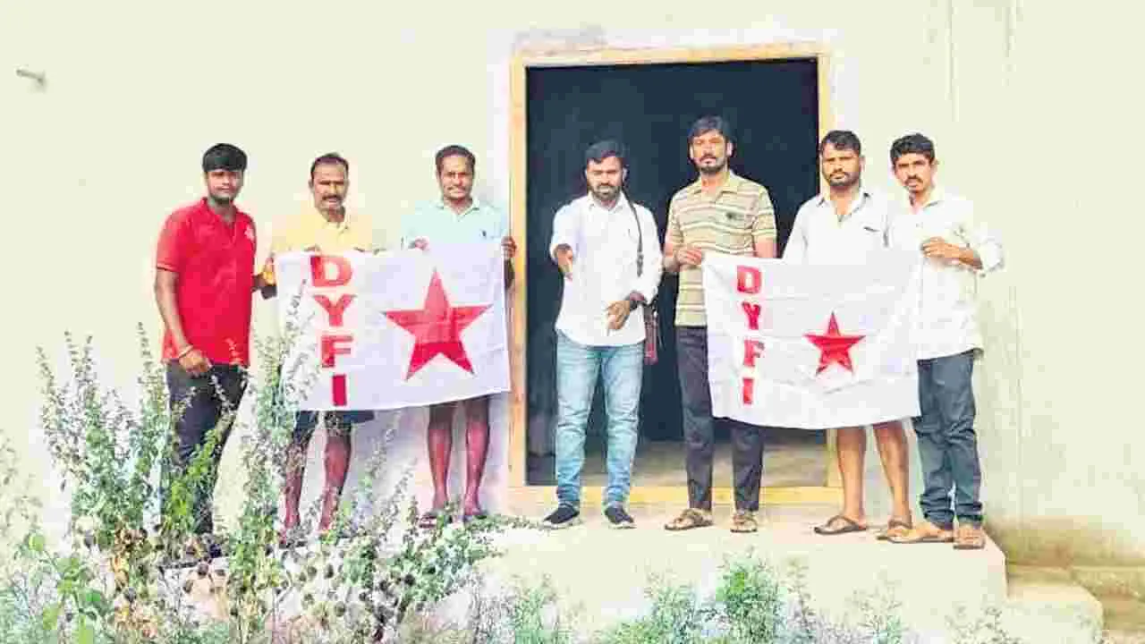 ఆరోగ్య ఉప కేంద్రం నిర్మాణ పనులు పూర్తి చేయాలి 