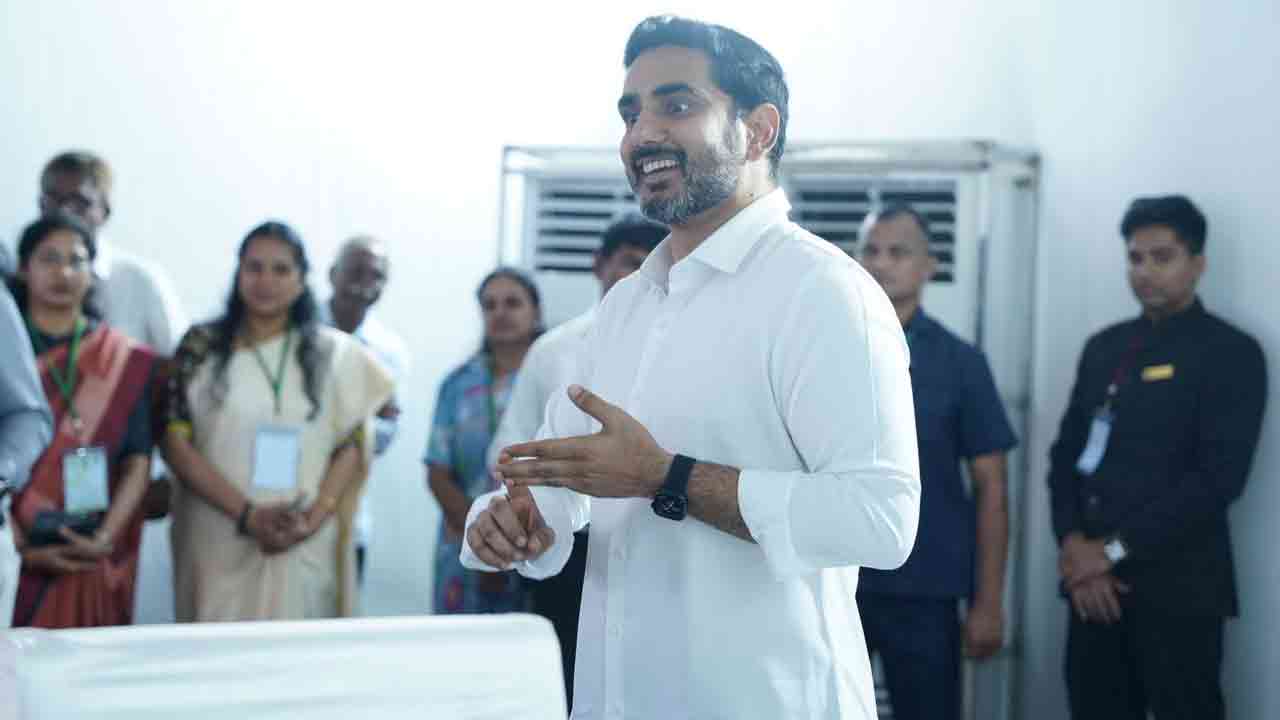 GST Savings Competitions: కర్నూలులో జీఎస్టీపై పోటీలు: విజేతలను అభినందించిన మంత్రి లోకేష్ 