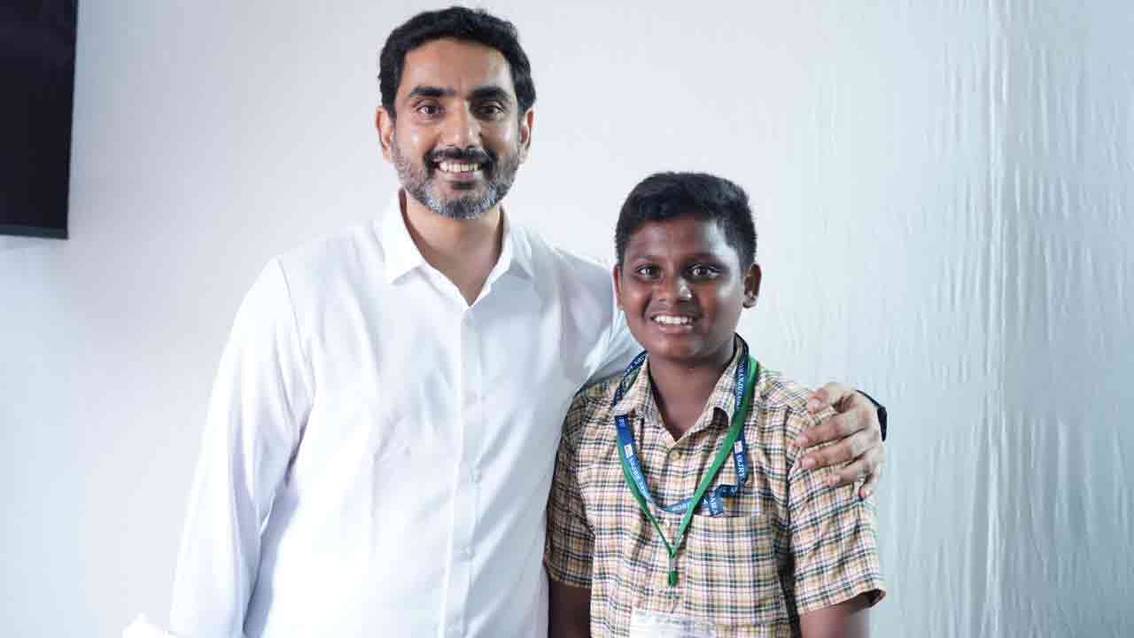 GST Savings Competitions: కర్నూలులో జీఎస్టీపై పోటీలు: విజేతలను అభినందించిన మంత్రి లోకేష్ 