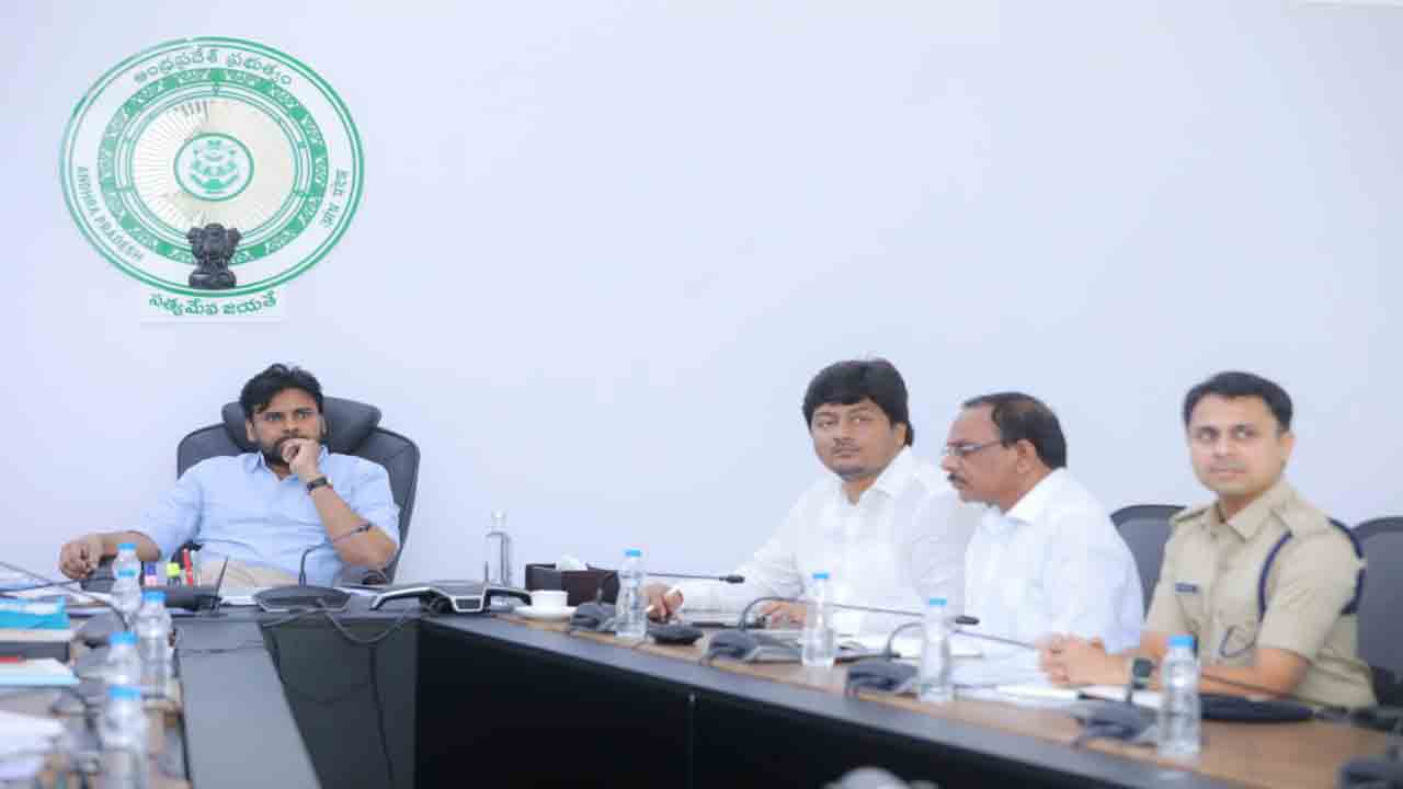 Pawan Kalyan: మత్స్యశాఖ ఉన్నతాధికారులకు డిప్యూటీ సీఎం పవన్ కీలక ఆదేశాలు