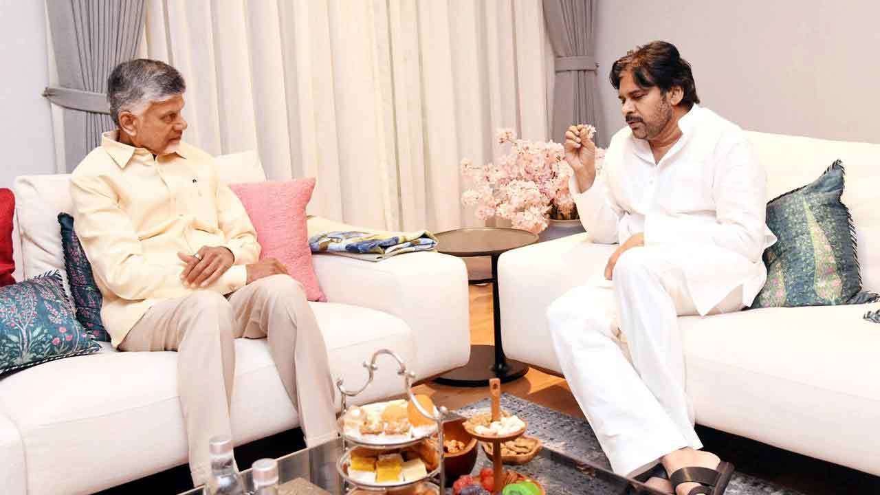 CM Chandrababu: పవన్ కళ్యాణ్‌కు సీఎం చంద్రబాబు పరామర్శ.. 