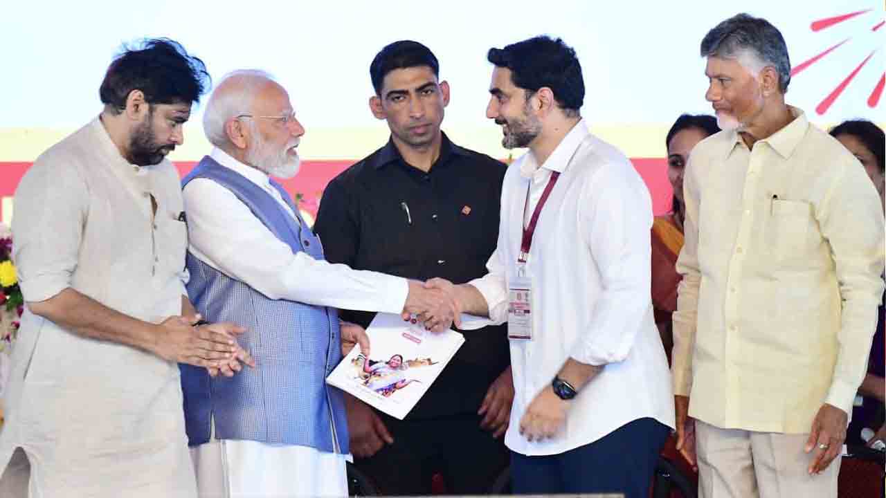 PM Narendra Modi: కర్నూలులో ప్రధాని నరేంద్ర మోదీ పర్యటన