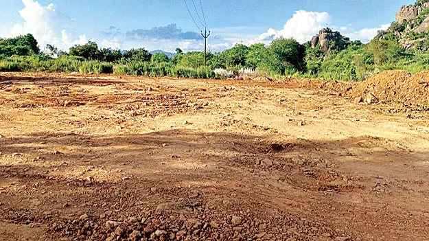 చేస్తున్నవి చెప్పరేం!