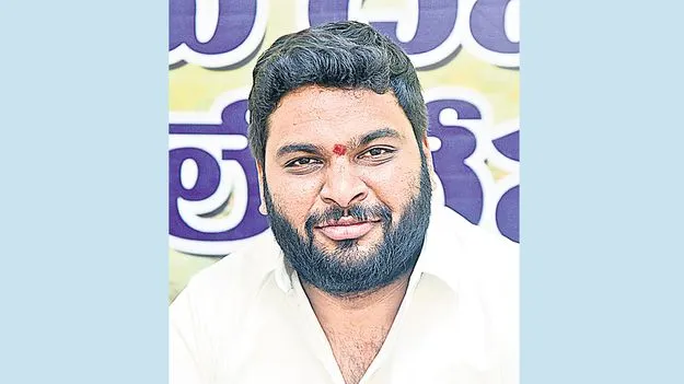 వీఎంఆర్‌డీఏ చైర్మన్‌ పదవీకాలం పొడిగింపు