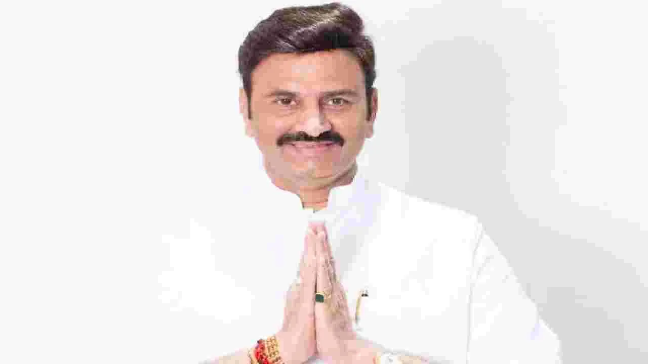 Raghurama Krishnam Raju: ఇంద్రకీలాద్రి అమ్మవారిని దర్శించుకున్న డిప్యూటీ స్పీకర్ రఘురామ కృష్ణం రాజు