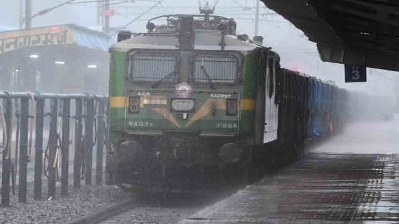 Cyclone Montha: మొంథా తుపాన్.. రాష్ట్రవ్యాప్తంగా భారీ వర్షాలు..