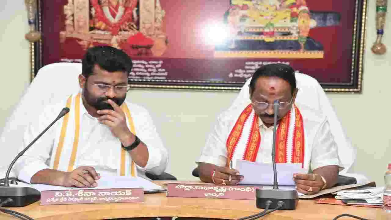 సీఎం సూచనల మేరకు దుర్గగుడి అభివృద్ధి