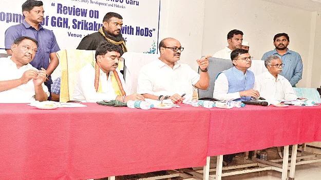 పనిచేయడం ఇష్టంలేకపోతే వెళ్లిపోండి 