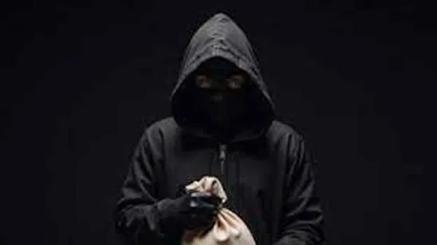 Retired Army Jawans Shop: కుషాయిగూడలో రిటైర్డ్ ఆర్మీ జవాన్ షాపులో దోపిడీకి యత్నం..