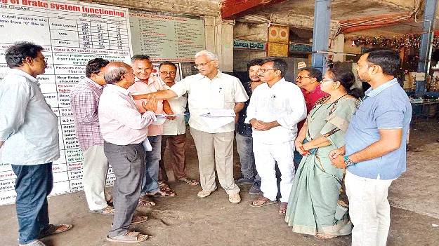  Electric Buses   2028 నాటికి  ఎలక్ట్రికల్‌ బస్సులు 